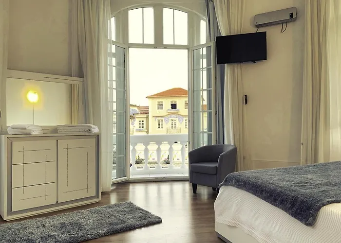 Tricana De 4* アヴェイロ