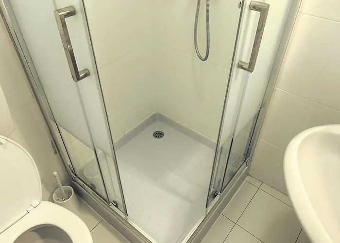 Tricana De 4* אבאירו