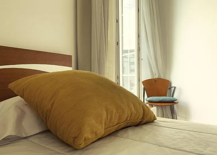 Tricana De בית הארחה 4*